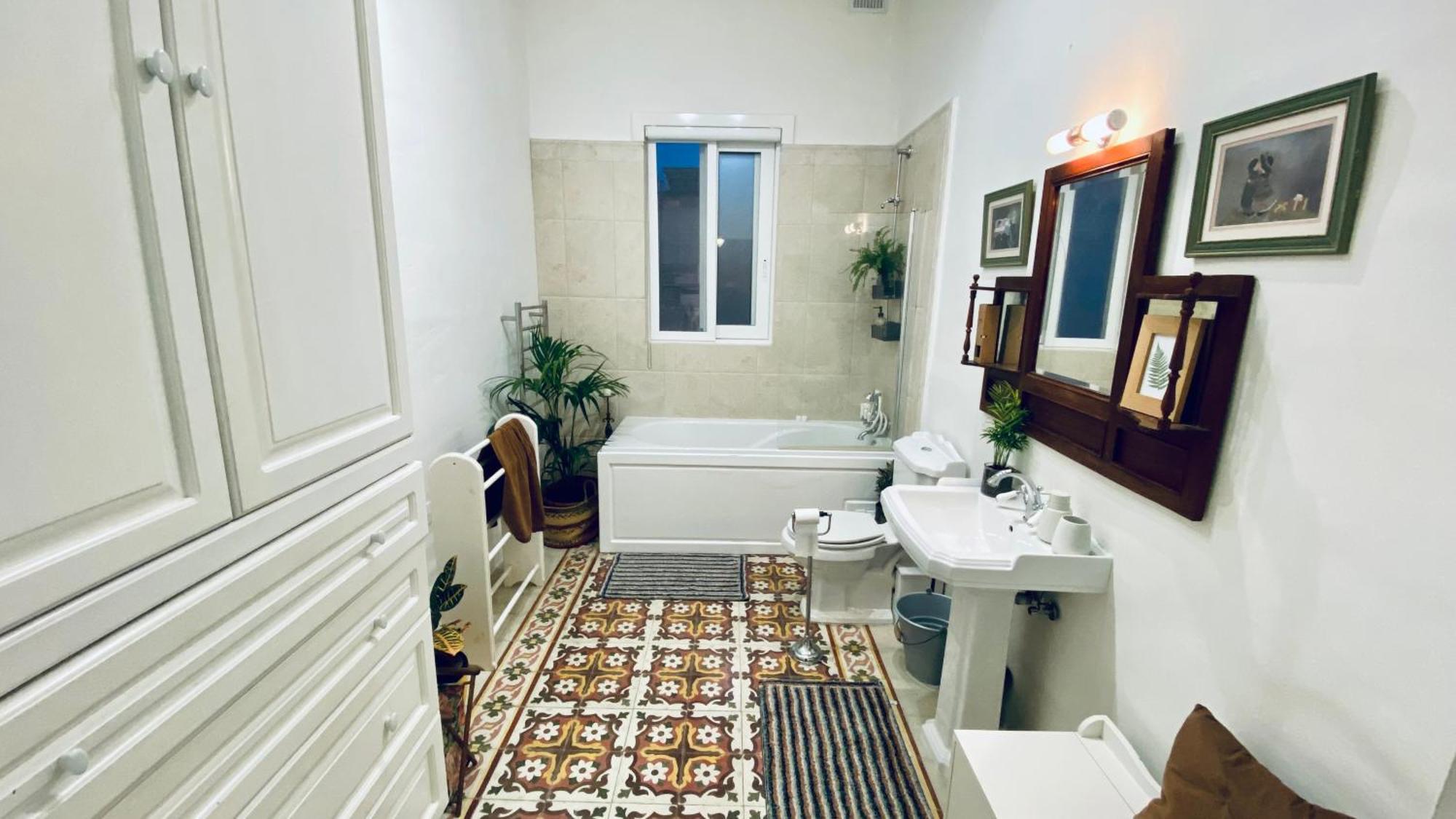דירות מוסטה Free Breakfast, Pool, Spacious Aircon Hideaway מראה חיצוני תמונה